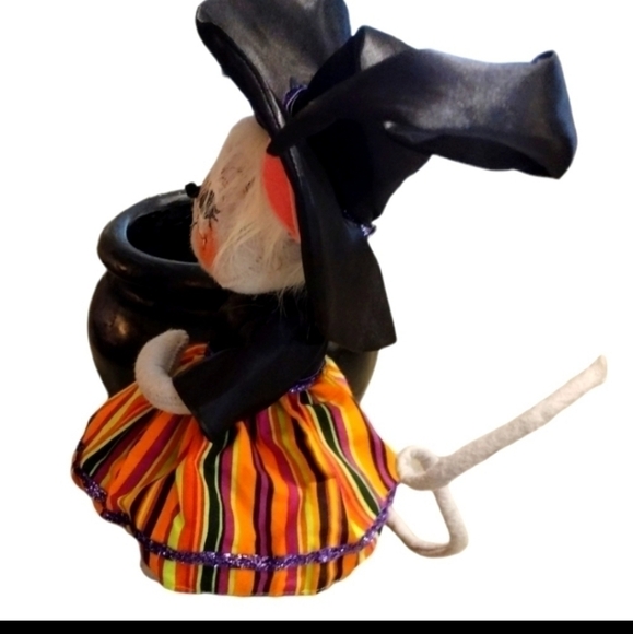 RARE Annalee 10" Witch Mouse With Cauldron - Picture 4 of 7